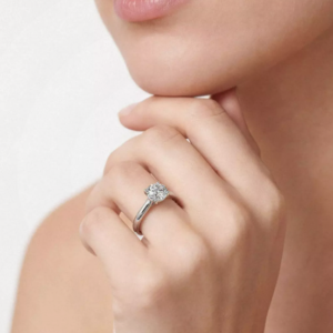 Summer Solitaire Engagement Ring